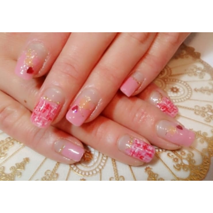 ピンク系ツイードネイル15冬 Nail Salon Shandi ネイルサロンシャンディ のネイルデザイン ネイル まつげサロンを予約するなら楽天ビューティ