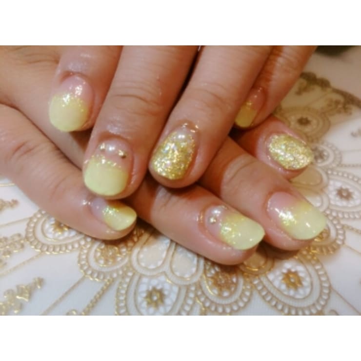 パステルイエローグラデーション 15年春ネイル Nail Salon Shandi ネイルサロンシャンディ のネイルデザイン ネイル まつげサロンを予約するなら楽天ビューティ