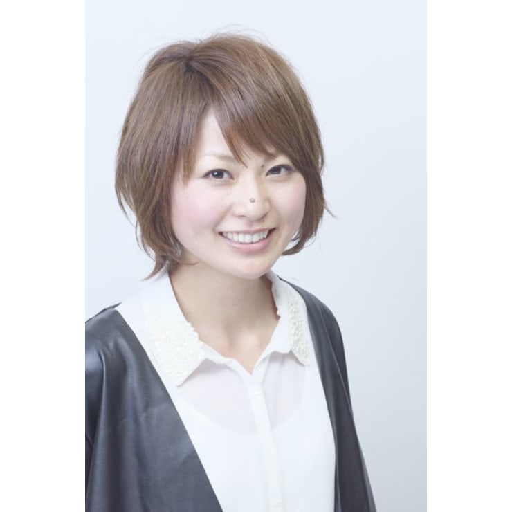 どんな服にも合うモテ系ショートボブ Navel ネーブル のヘアスタイル 美容院 美容室を予約するなら楽天ビューティ