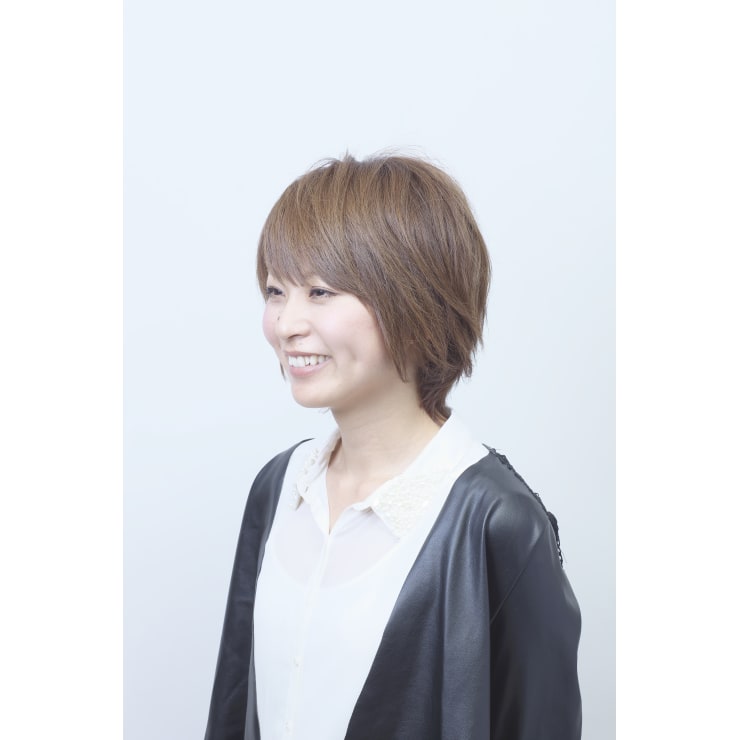 どんな服にも合うモテ系ショートボブ Navel ネーブル のヘアスタイル 美容院 美容室を予約するなら楽天ビューティ