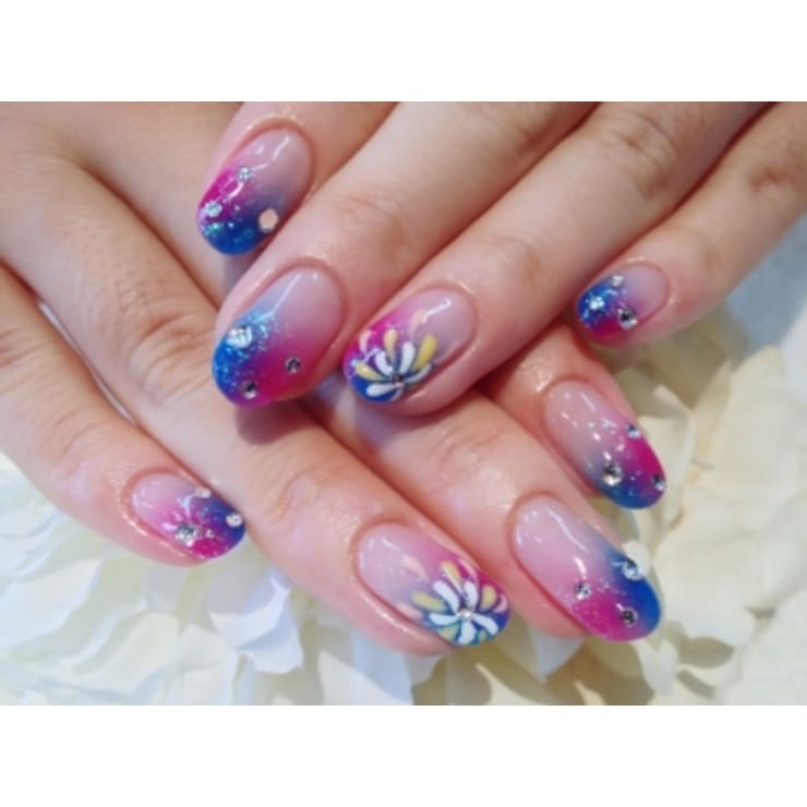 花火ネイル 8 ノ Liana Nail リアーナ のネイルデザイン ネイル まつげサロンを予約するなら楽天ビューティ