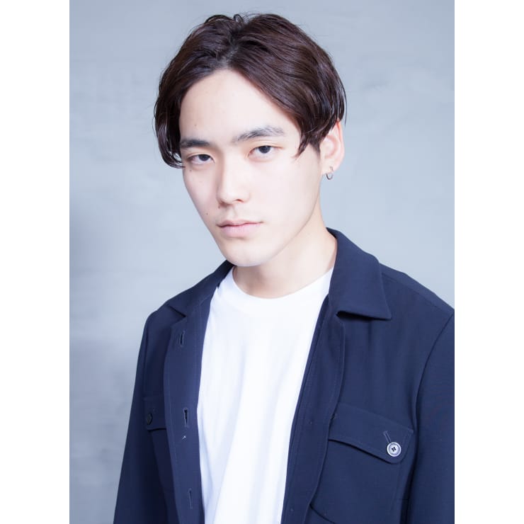 松田翔太風センターパート Anti アンティ のヘアスタイル 美容院 美容室を予約するなら楽天ビューティ