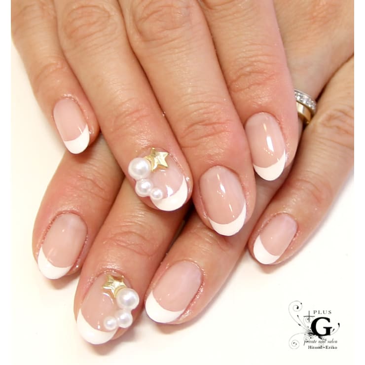 スイートパールフレンチネイル Plusg プラスジー のネイルデザイン ネイル まつげサロンを予約するなら楽天ビューティ スイートパールフレンチネイル Plusg プラスジー のネイルデザイン ネイル まつげサロンを予約するなら楽天ビューティ
