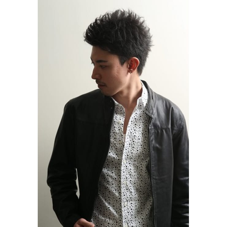清潔感とりりしさを併せ持つ男版 ゆるふわ パーマ Nexus Za First Ginza ネクサスザファーストギンザテン のヘアスタイル 美容院 美容室を予約するなら楽天ビューティ