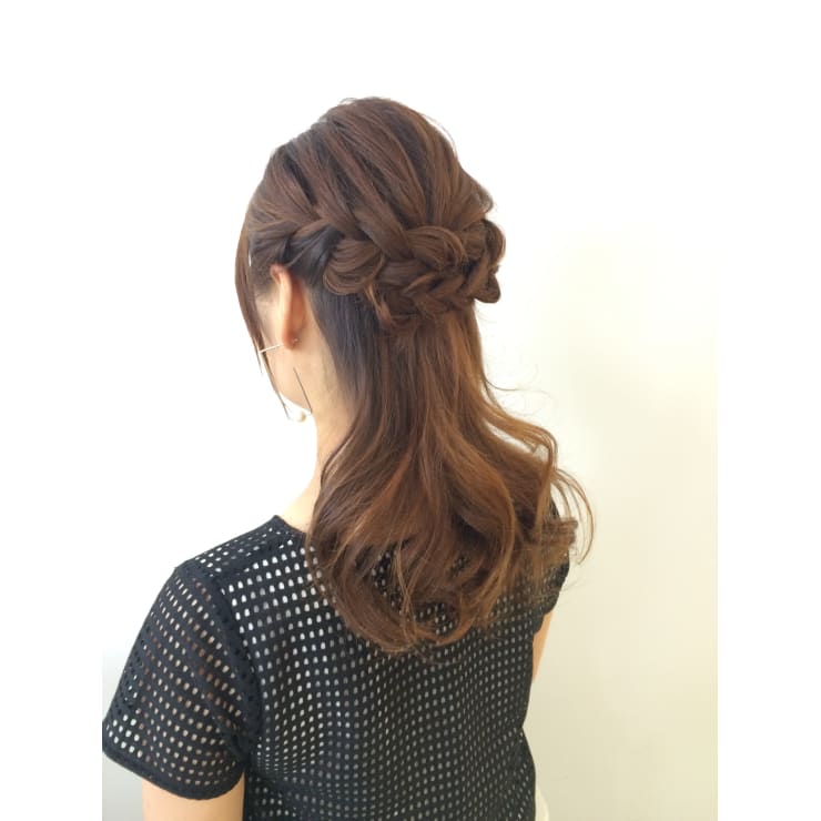 ハーフアップ☆ | elf(エルフ)のヘアスタイル | 美容院・美容室を予約