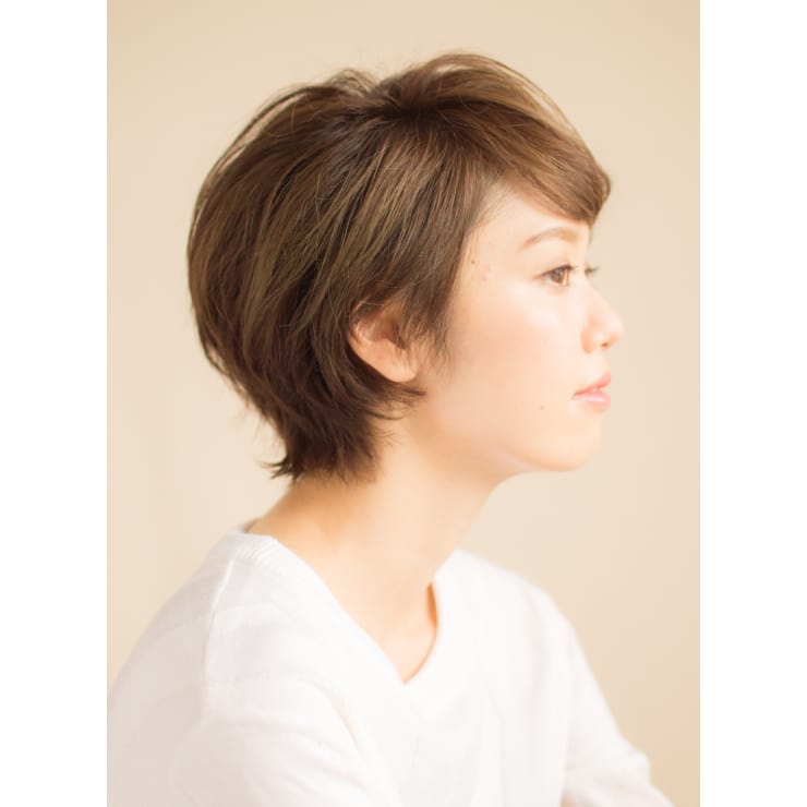 辺見えみり風大人のクールショートスタイル Anti アンティ のヘアスタイル 美容院 美容室を予約するなら楽天ビューティ