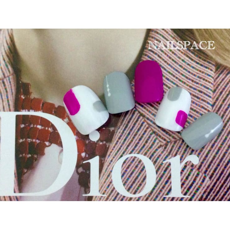 幾何学模様 ネイルスペース 蒲田 ネイルスペース カマタ のネイルデザイン ネイル まつげサロンを予約するなら楽天ビューティ