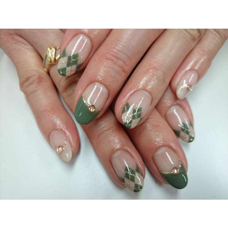 アーガイルフレンチ Nail Salon Coco ココ のネイルデザイン ネイル まつげサロンを予約するなら楽天ビューティ