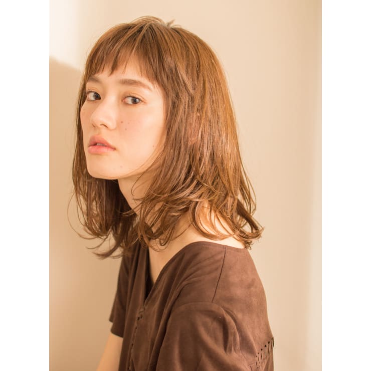 梨花風ニュアンスカールの大人ヘルシーミディアム Anti アンティ のヘアスタイル 美容院 美容室を予約するなら楽天ビューティ 梨花風ニュアンスカールの大人ヘルシーミディアム Anti アンティ のヘアスタイル 美容院 美容室を予約するなら楽天ビューティ