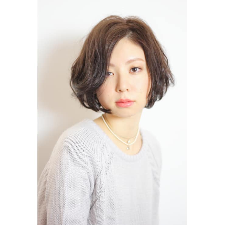 オトナカジュアルショートボブ 9p キューピー のヘアスタイル 美容院 美容室を予約するなら楽天ビューティ