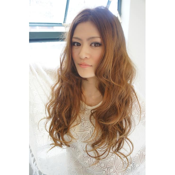 70年代ムード 現代版ソバージュ Ex Fa Hair Cherir 旧ガーデン店 エクファヘアシェリル のヘアスタイル 美容院 美容室を予約するなら楽天ビューティ