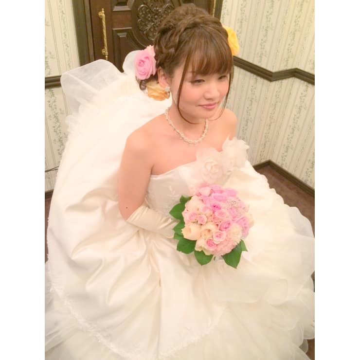 花嫁様ヘアセットスタイル Cherot シャロット のヘアスタイル 美容院 美容室を予約するなら楽天ビューティ