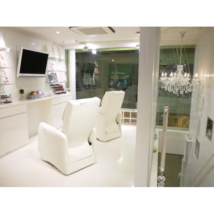 マツエク ネイルの同時施術ok 自爪に優しくモチ 仕上り マツエク ネイル 12 800 Eternity Total Beauty Salon エタニティ のこだわり特集 ネイル まつげサロンを予約するなら楽天ビューティ