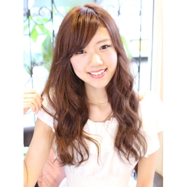 ゆる巻ロングヘアー お嬢様風 お姫様風 Hair Design Rinto リント のヘアスタイル 美容院 美容室を予約するなら楽天ビューティ