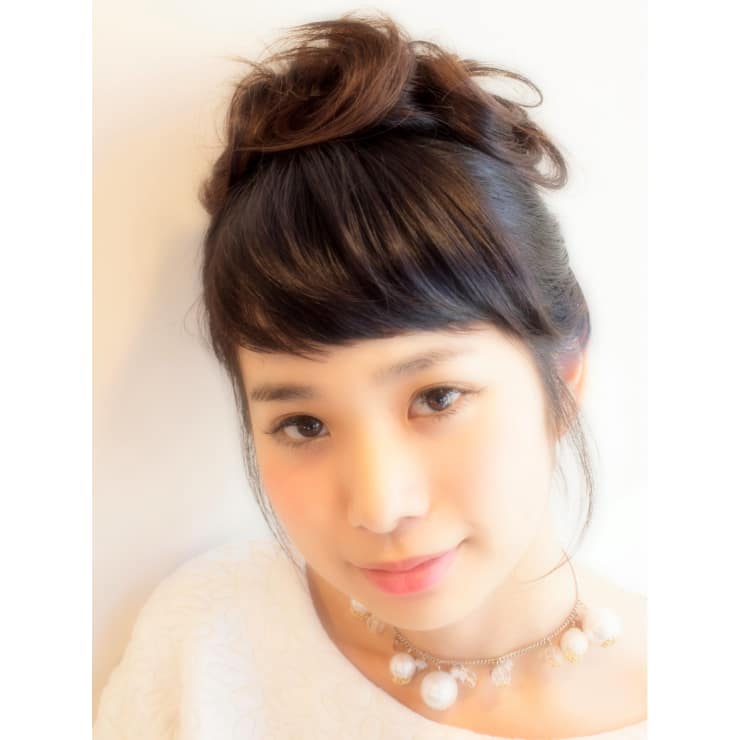 オードリーヘップバーン風アップヘアスタイル 髪型 アレンジ Hair Design Rinto リント のヘアスタイル 美容院 美容室を予約するなら楽天ビューティ
