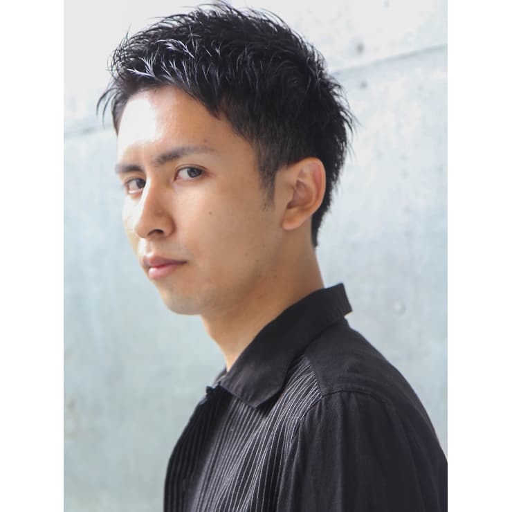 ソフトモヒカン風ツーブロック Jeana Harbor ジーナハーバー のヘアスタイル 美容院 美容室を予約するなら楽天ビューティ