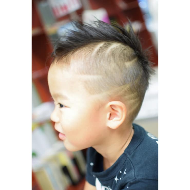 Produce バロテッリ風おしゃれモヒカン Produce 古淵店 プロデュース のヘアスタイル 美容院 美容室を予約するなら楽天ビューティ Produce バロテッリ風おしゃれモヒカン Produce 古淵店 プロデュース のヘアスタイル 美容院 美容室を予約するなら楽天ビューティ
