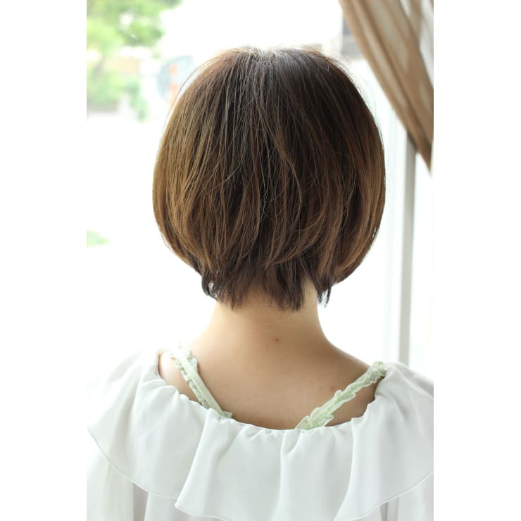 Un Ami 15年 ショートボブ Un Ami アンアミ のヘアスタイル 美容院 美容室を予約するなら楽天ビューティ