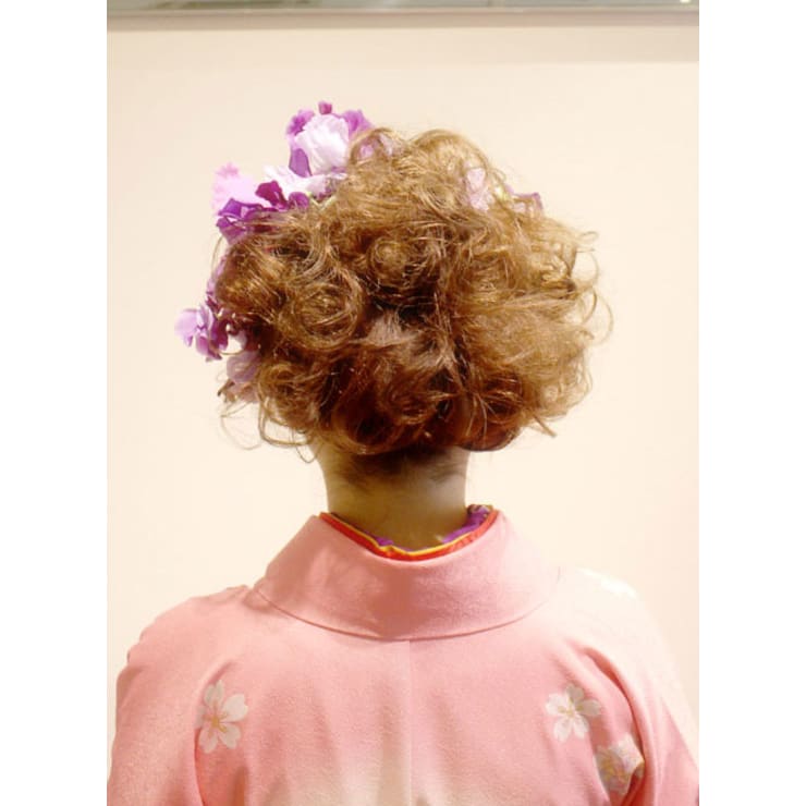 卒業式袴着付け ふんわりヘアスタイル Blooming Beauty Stage ブルーミングビューティーステージ のヘアスタイル 美容院 美容室を予約するなら楽天ビューティ