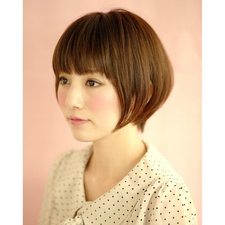 篠田麻里子風ナチュラルショート Allure アリュウル のヘアスタイル 美容院 美容室を予約するなら楽天ビューティ