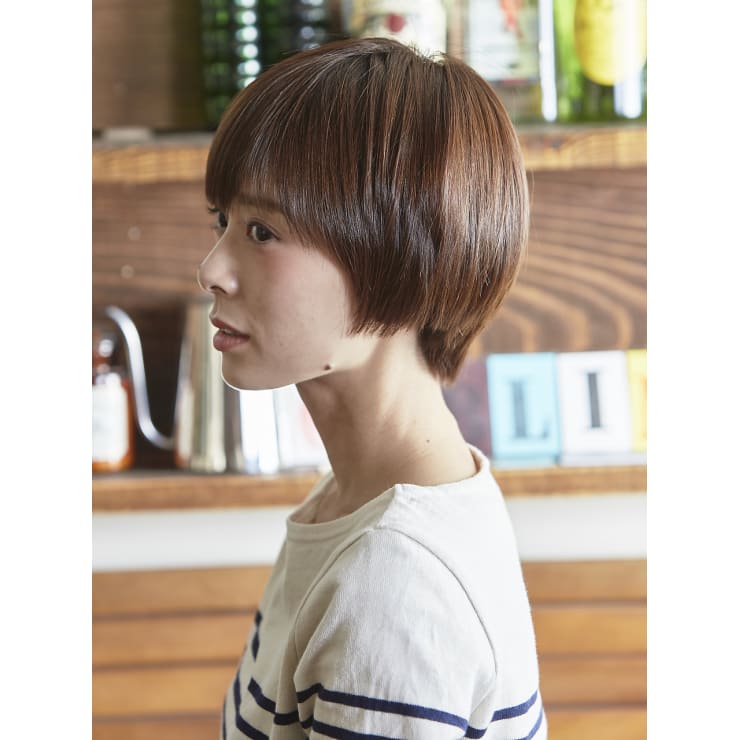 ショート女子の色気もプラス 艶出しショートボブ Figaro Mily フィガロ のヘアスタイル 美容院 美容室を予約するなら楽天ビューティ