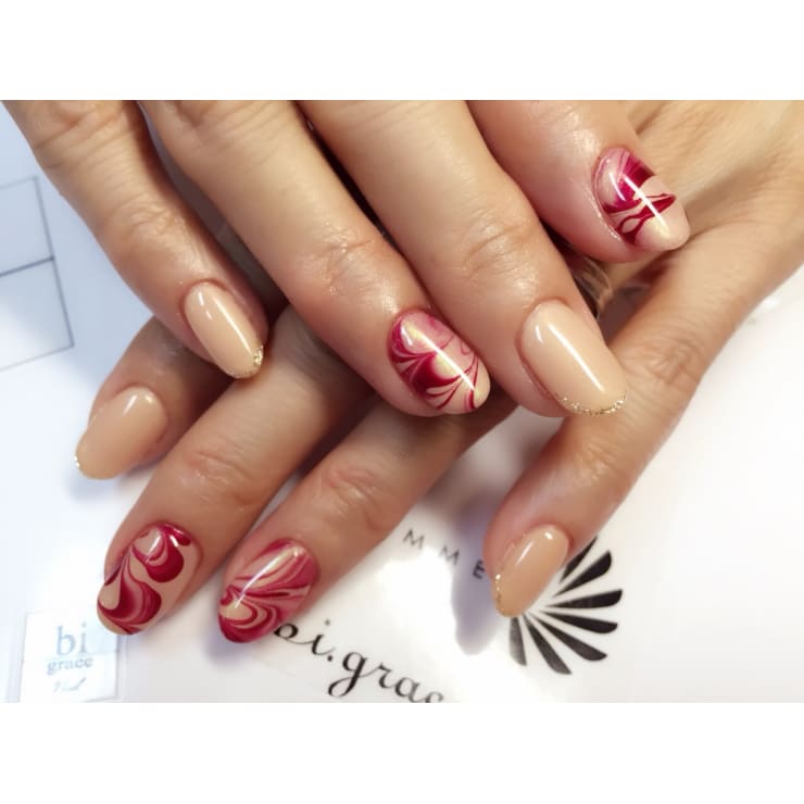 ウォーターマーブルネイル Bi Grace Nail ビ グレイスネイル のネイルデザイン ネイル まつげサロンを予約するなら楽天ビューティ