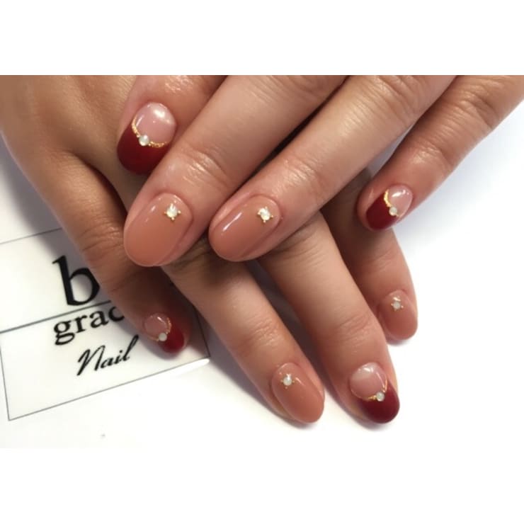ボルドーネイル Bi Grace Nail ビ グレイスネイル のネイルデザイン ネイル まつげサロンを予約するなら楽天ビューティ
