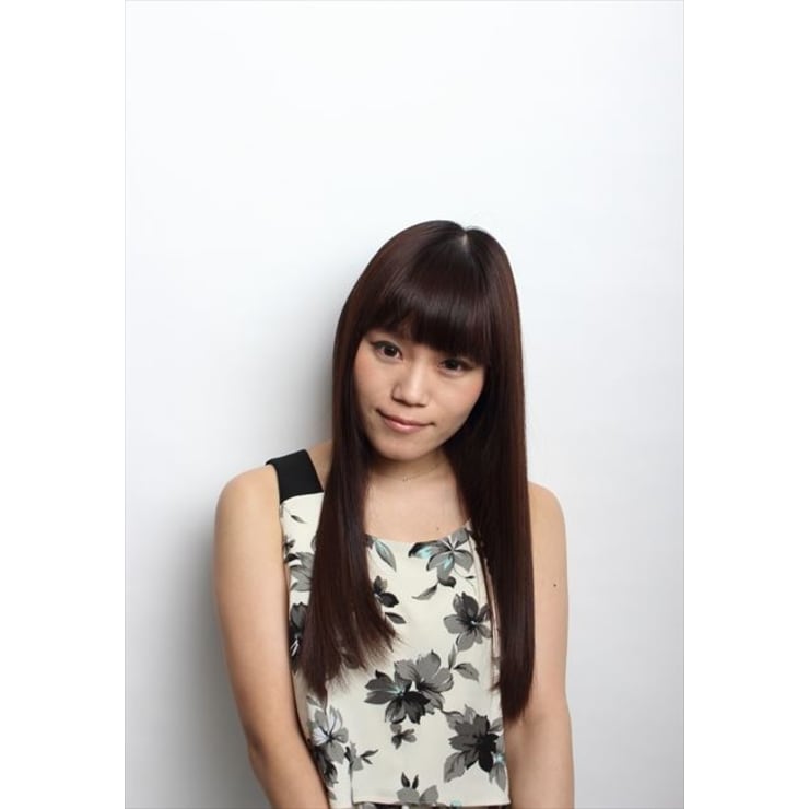 前髪短め目ヂカラ強調 甘くないストレートクールロング Strasse 八事店 ストラッセヤゴトテン のヘアスタイル 美容院 美容室を予約するなら楽天ビューティ