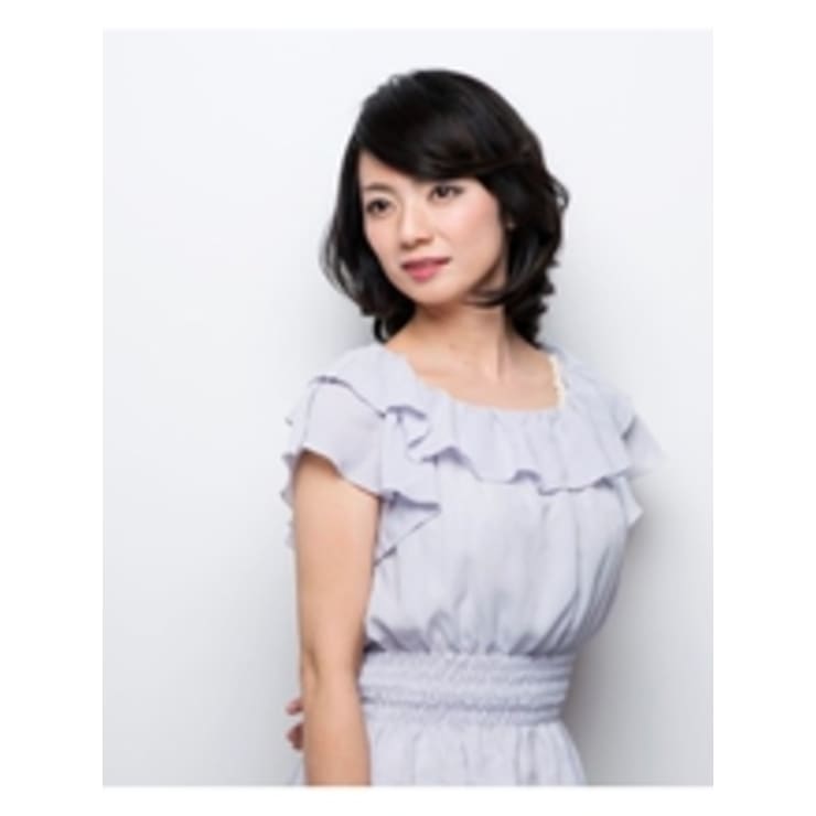 毛先軽めのミディアムカール Libre 北花田店 リーブルキタハナダテン のヘアスタイル 美容院 美容室を予約するなら楽天ビューティ