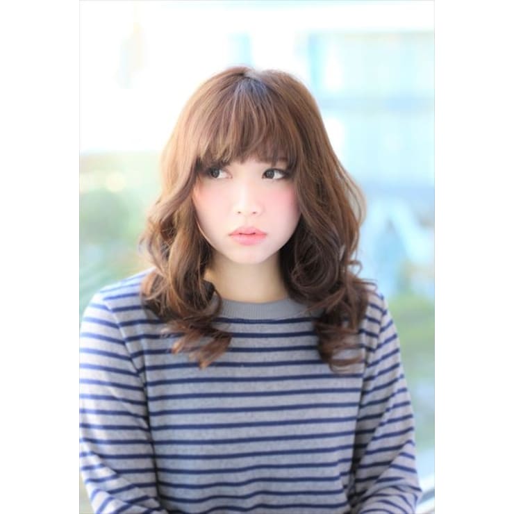 ざっくり前髪とふーんわりカールがラブリーなロング Alive インターパーク店 アライブインターパークテン のヘアスタイル 美容院 美容室を予約するなら楽天ビューティ