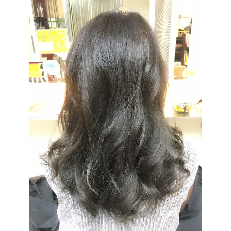 ダークシルバーアッシュ Produce 古淵店 プロデュース のヘアスタイル 美容院 美容室を予約するなら楽天ビューティ