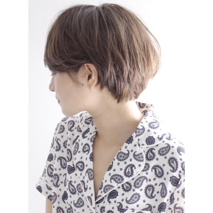 大人のショートヘア 水野美紀風 髪型 Circus By Beautrium 表参道 サーカスバイビュートリアム のヘアスタイル 美容院 美容室を予約するなら楽天ビューティ