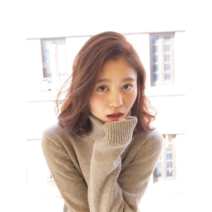 Abbey2 耳かけルーズミディアムボブ Abbey2 アビーツー のヘアスタイル 美容院 美容室を予約するなら楽天ビューティ Abbey2 耳かけルーズミディアムボブ Abbey2 アビーツー のヘアスタイル 美容院 美容室を予約するなら楽天ビューティ