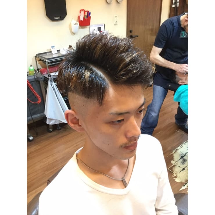 板宿で人とかぶることが無いスタイル 須磨 板宿 メンズ専門美容院 インフィニィト インフィニィト のヘアスタイル 美容院 美容室 を予約するなら楽天ビューティ