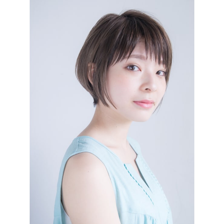 横顔美人になれる小顔シルエットの大人ボブ Anti アンティ のヘアスタイル 美容院 美容室を予約するなら楽天ビューティ