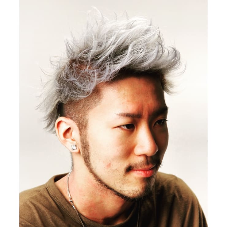 登坂風 ジェットモヒカン プラチナーアッシュ メンズ専門サロン Jade With Akros ジェイド ウィズ アクロス のヘアスタイル 美容院 美容室を予約するなら楽天ビューティ
