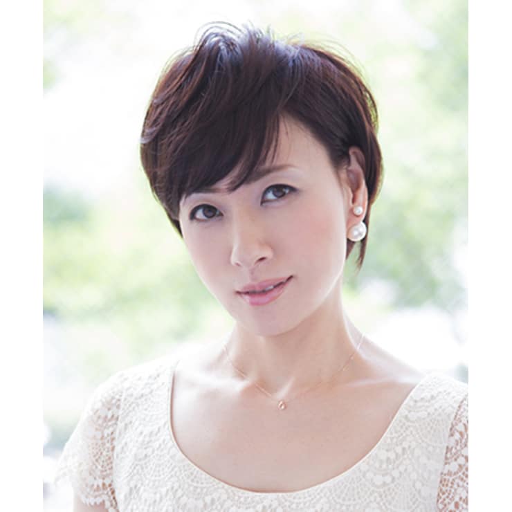 深めの前髪が決め手 ショートスタイル Fuhcoh 朝日ヶ丘店 フーコー のヘアスタイル 美容院 美容室を予約するなら楽天ビューティ