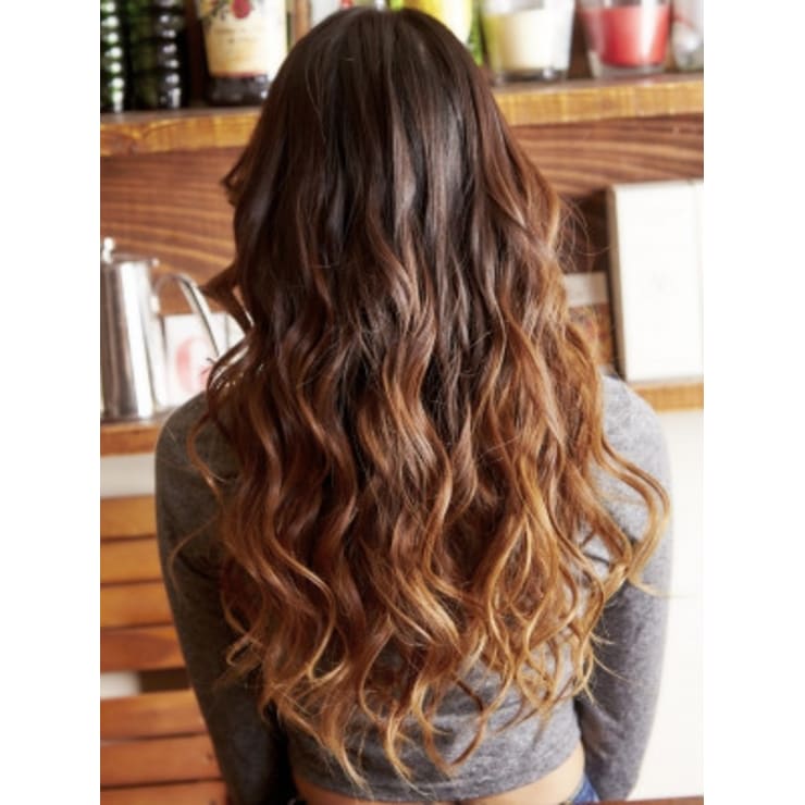 外国人風ラフウェーブロンググラデーション Brook ブルック のヘアスタイル 美容院 美容室を予約するなら楽天ビューティ