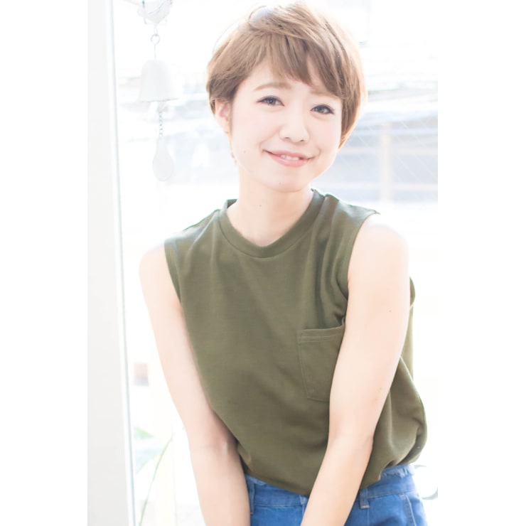 Hair Coucou うぶバングレトロショート Broto ブロット のヘアスタイル 美容院 美容室を予約するなら楽天ビューティ Hair Coucou うぶバングレトロショート Broto ブロット のヘアスタイル 美容院 美容室を予約するなら楽天ビューティ
