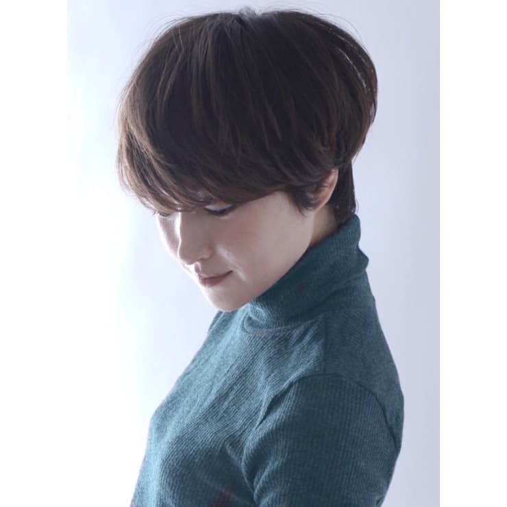 毛先ワンカールパーマ 大人のショートヘア 30代 40代 Circus By Beautrium 表参道 サーカスバイビュートリアム のヘアスタイル 美容院 美容室を予約するなら楽天ビューティ