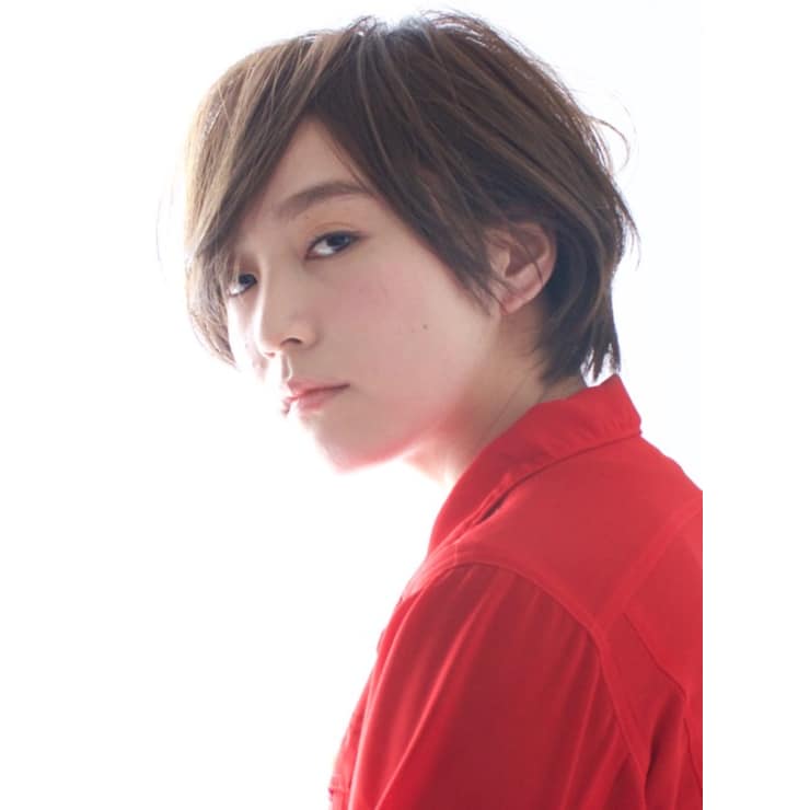 伸ばしかけ 大人のショートボブ Circus By Beautrium 表参道 サーカスバイビュートリアム のヘアスタイル 美容院 美容室を予約するなら楽天ビューティ