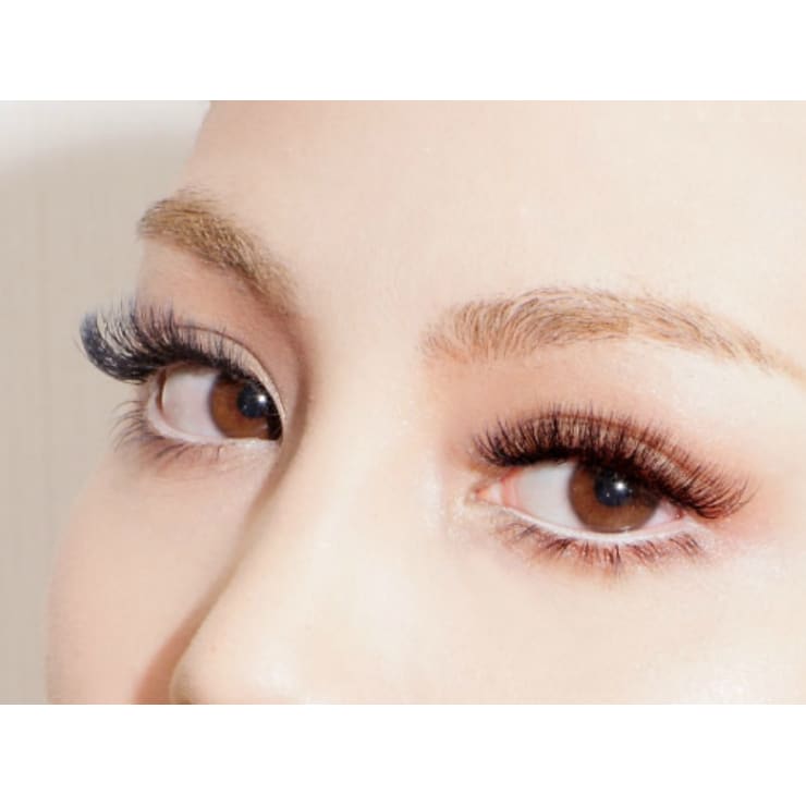 今 話題の4dボリュームアイラッシュ 軽くて柔らかい付け心地にヤミツキに Eye Nail The Tokyo アイアンドネイルザトウキョウ のこだわり特集 ネイル まつげサロンを予約するなら楽天ビューティ