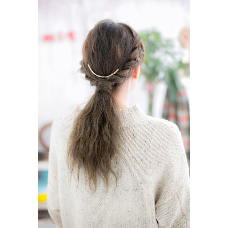 ゆるフェミニンな ノットヘアアレンジ Miq 赤羽店 ミック のヘアスタイル 美容院 美容室を予約するなら楽天ビューティ