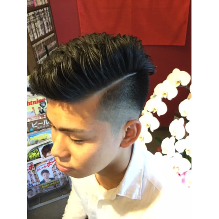 スキンフェード パーマ風セット 須磨 板宿 メンズ専門美容院 インフィニィト インフィニィト のヘアスタイル 美容院 美容室を予約するなら楽天ビューティ