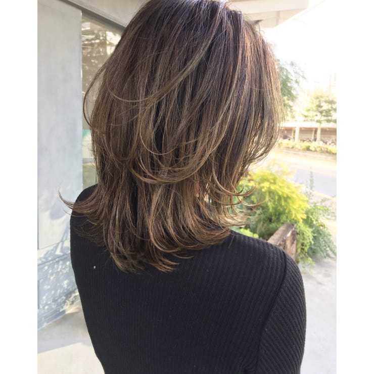 レイヤーウルフ Bricolage ブリコラージュ のヘアスタイル 美容院 美容室を予約するなら楽天ビューティ