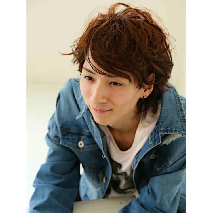 メンズミディアム ツーブロック パーマスタイル Pinot Men S ピノ メンズ のヘアスタイル 美容院 美容室を予約するなら楽天ビューティ