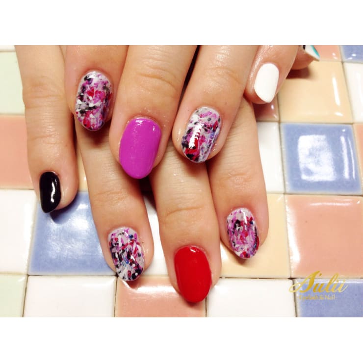 ペイントスプラッシュアート A Ulii Nail アウリー のネイルデザイン ネイル まつげサロンを予約するなら楽天ビューティ