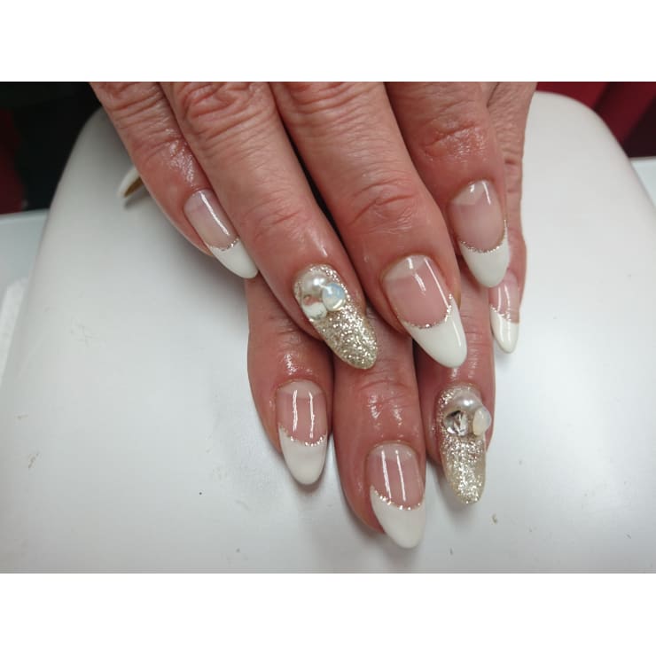 白フレンチ Nail Salon Coco ココ のネイルデザイン ネイル まつげサロンを予約するなら楽天ビューティ