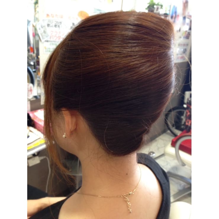 夜会巻き Happiness ハピネス のヘアスタイル 美容院 美容室を予約するなら楽天ビューティ