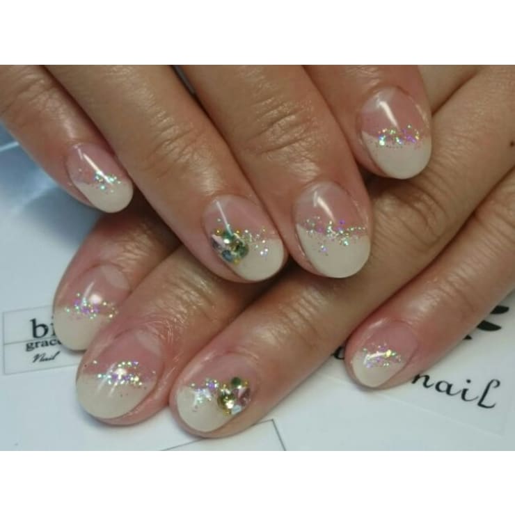 斜めフレンチネイル☆オフ込￥6000 | bi.grace nail(ビ グレイスネイル ...